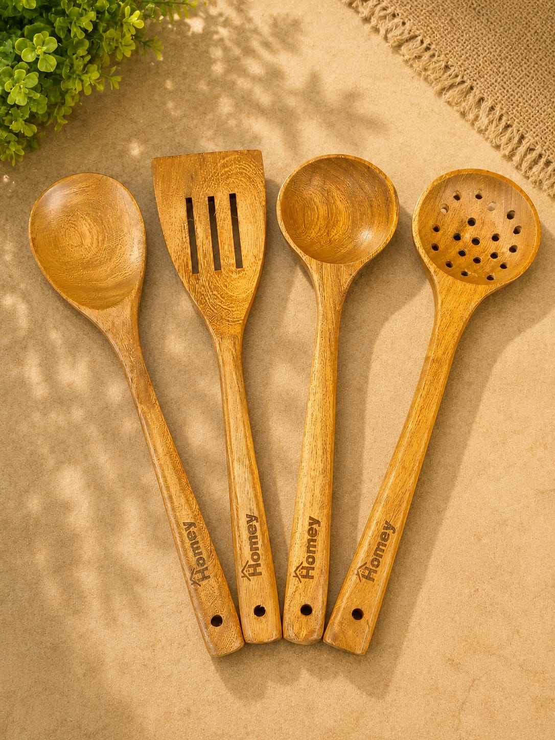 Wooden Kitchen Utensil Set (4 Pcs)