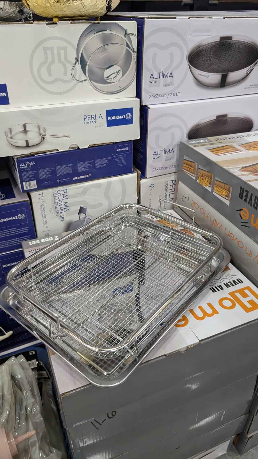 Stylish Metal Mesh Serving & Crisper Tray