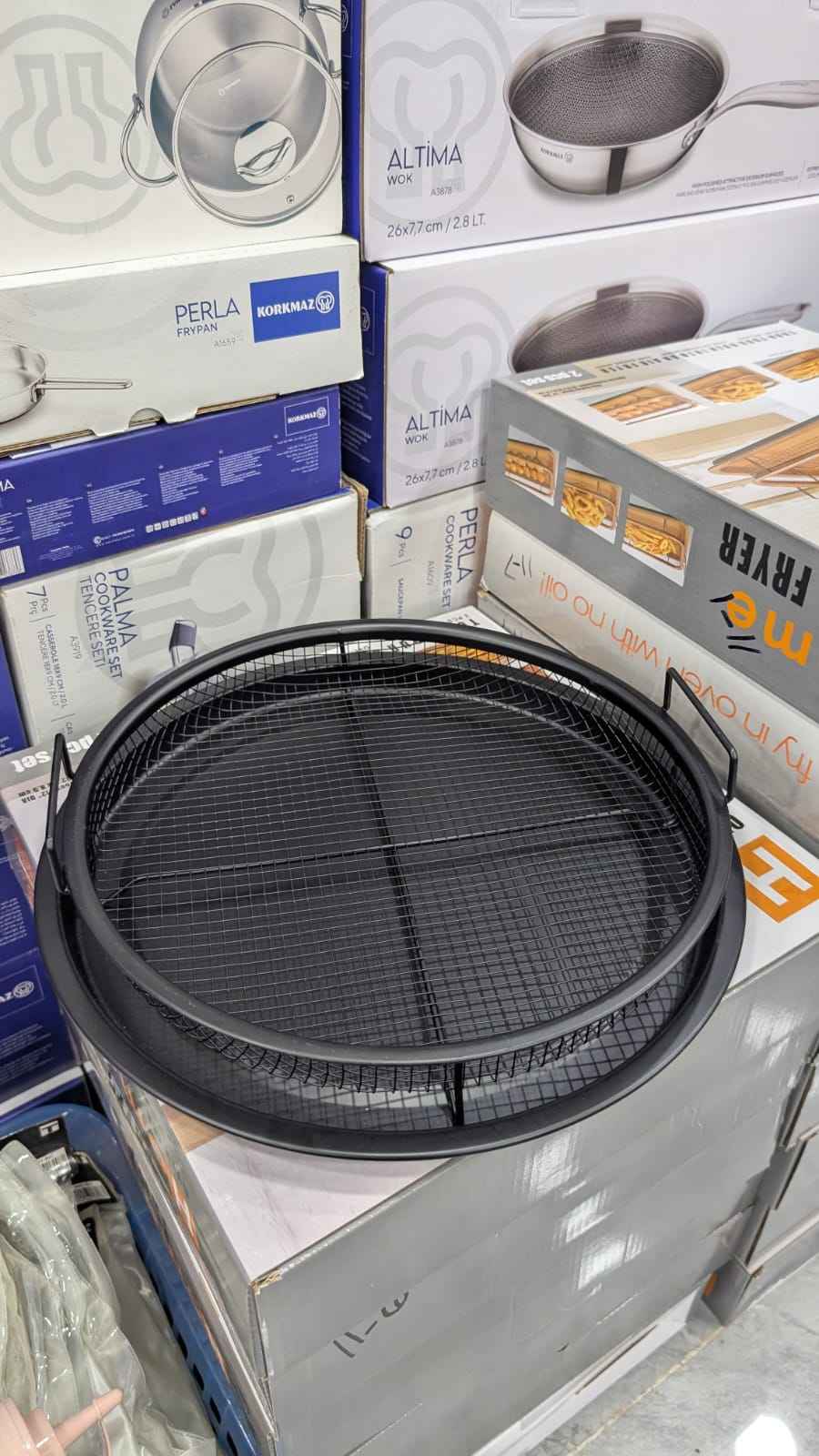 Stylish Metal Mesh Serving & Crisper Tray