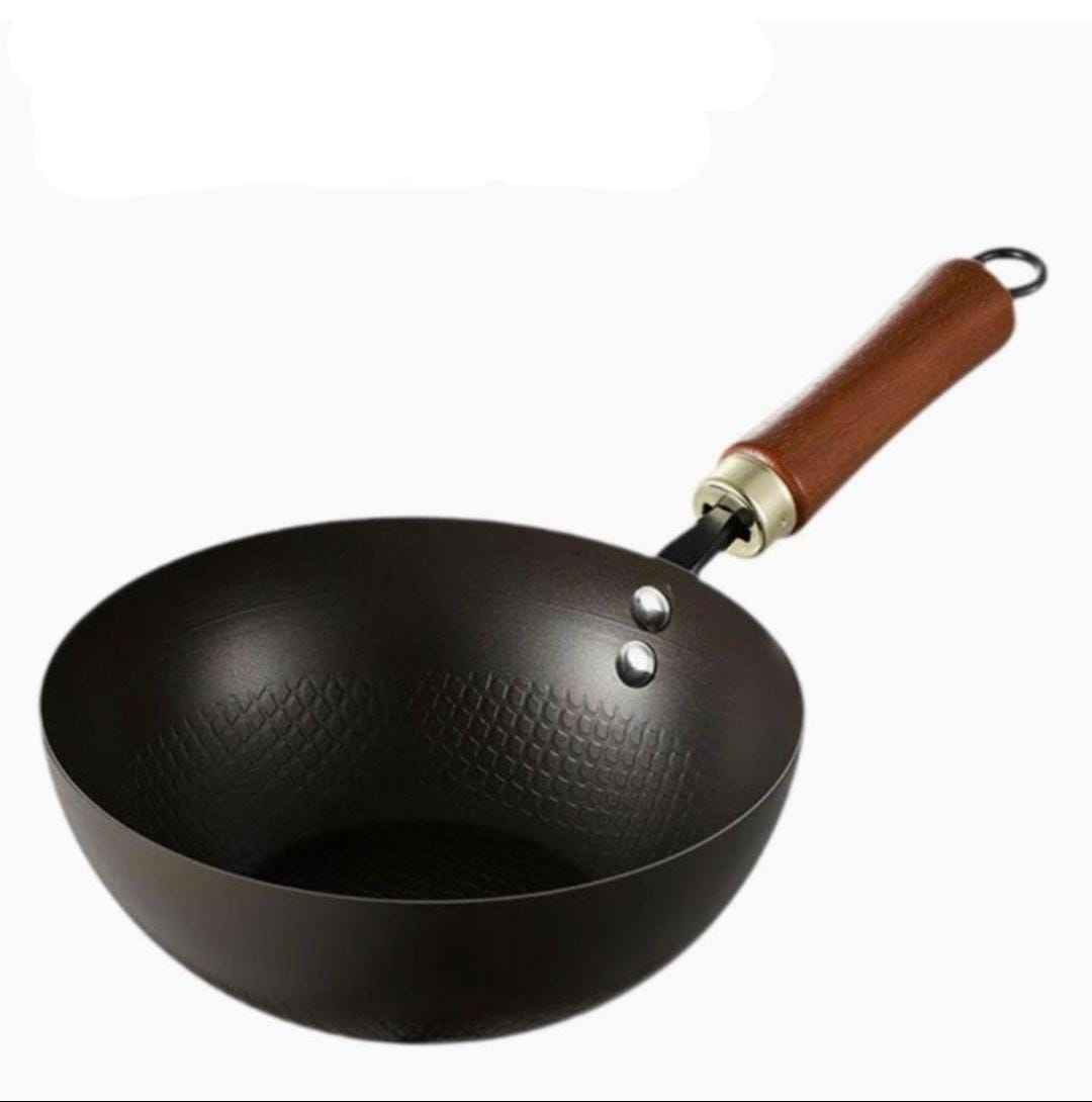 Black Wok Pan with Wooden Handle