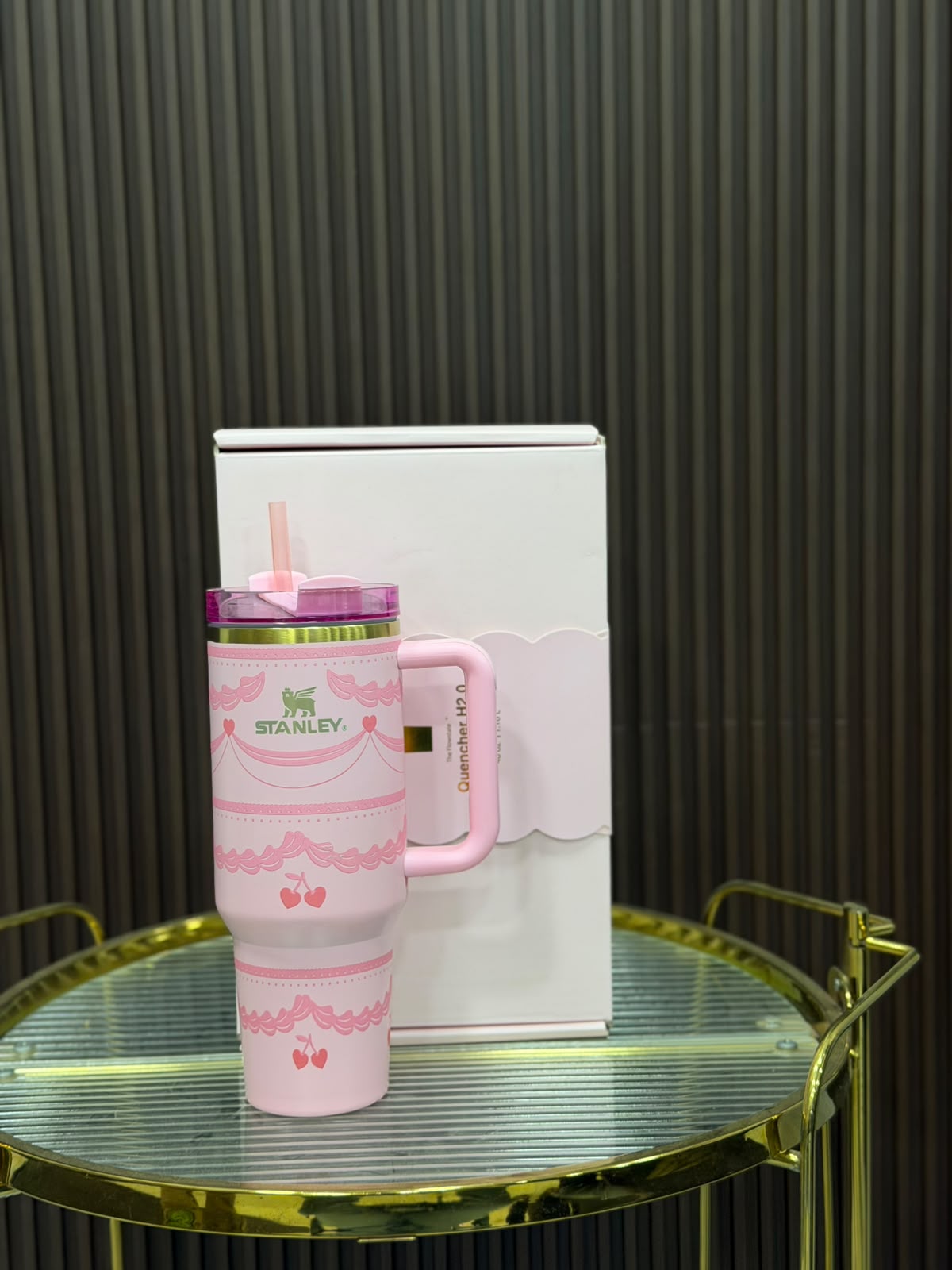 Stanley Quencher H2.0 Tumbler - Pink Cherry & Bow Print