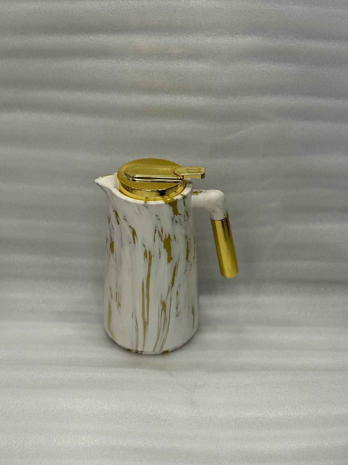 Modern White & Gold Marble Vacuum Insulation Flask – 1L Inner Glass