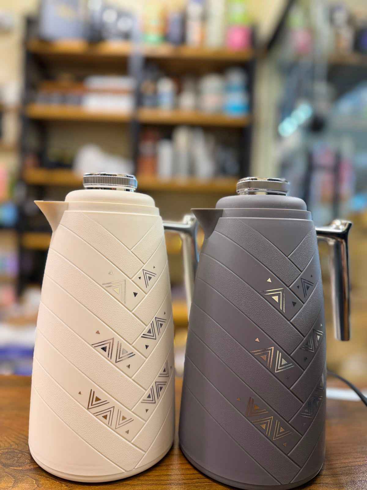 Modern Chevron Pattern Thermal Vacuum Flask Jugs (With Metallic Silver Accents)