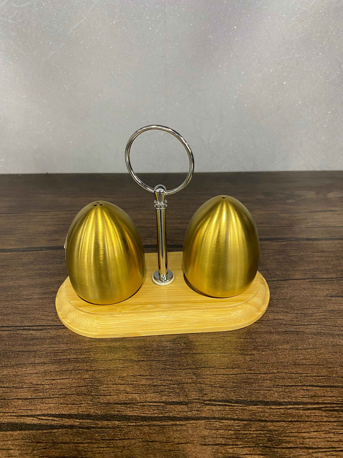 Salt N Pepper Golden Egg Shape With Premium Bamboo Stand